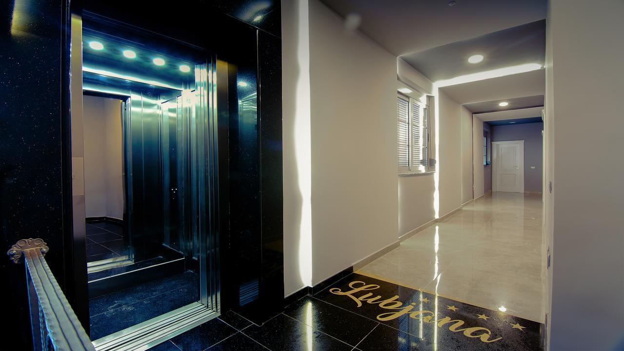 Hotel Lubjana Драч Екстериор снимка
