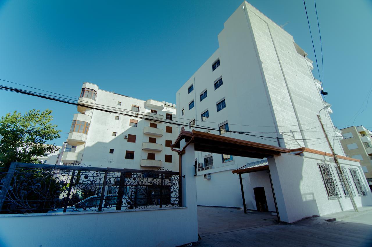 Hotel Lubjana Драч Екстериор снимка