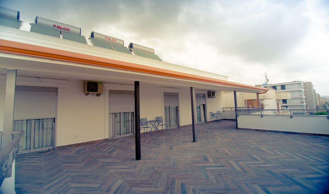 Hotel Lubjana Драч Екстериор снимка
